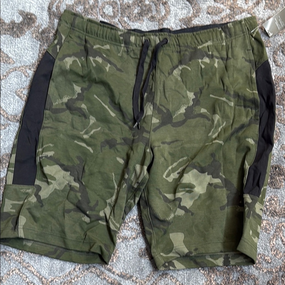 Old Navy Athletic Green and Black Shorts